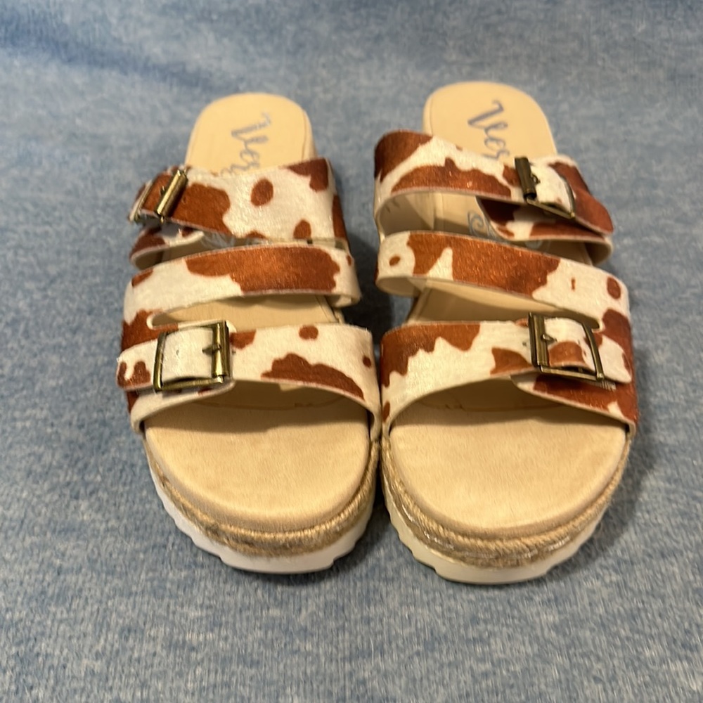 Very G Size 11 Strappy Faux Hide Platform Sandals with Buckles in Brown … - Picture 3 of 8